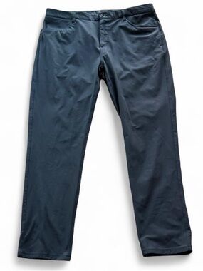 Vuori Men’s Meta Pant in Charcoal, Style V430 (36)